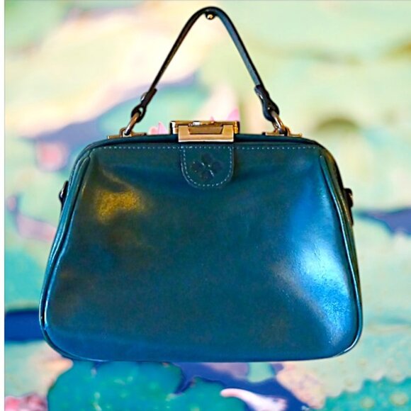 Patricia Nash Handbags - Patricia Nash Gracchi RARE Leather Satchel
